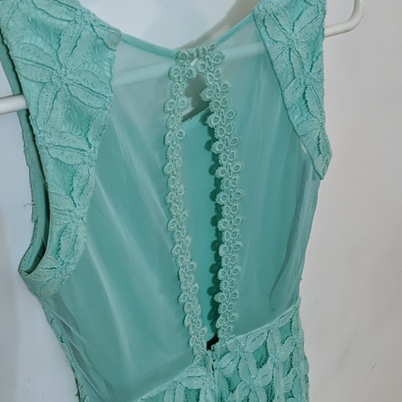 Juniors Dress - Picture 3 of 4